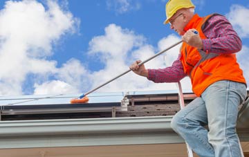 Purls Bridge soft wash roof cleaning